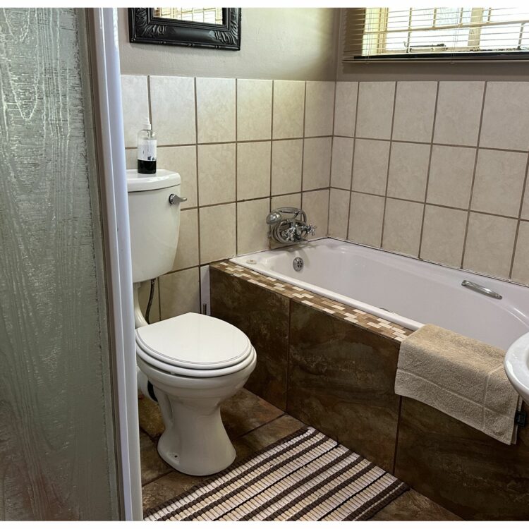 Room 1 - Soetfontein House