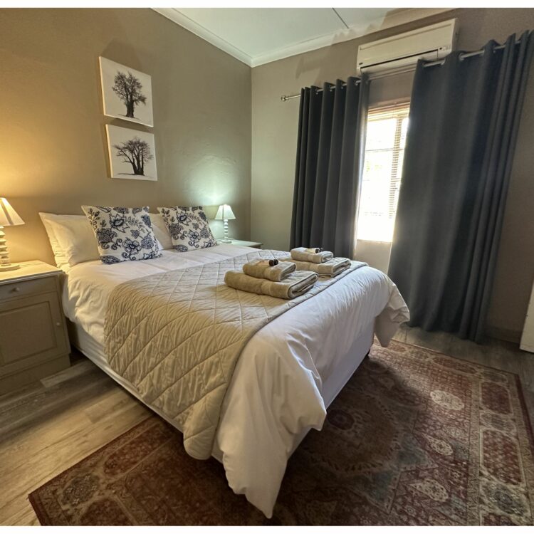 Room 4 - Soetfontein House